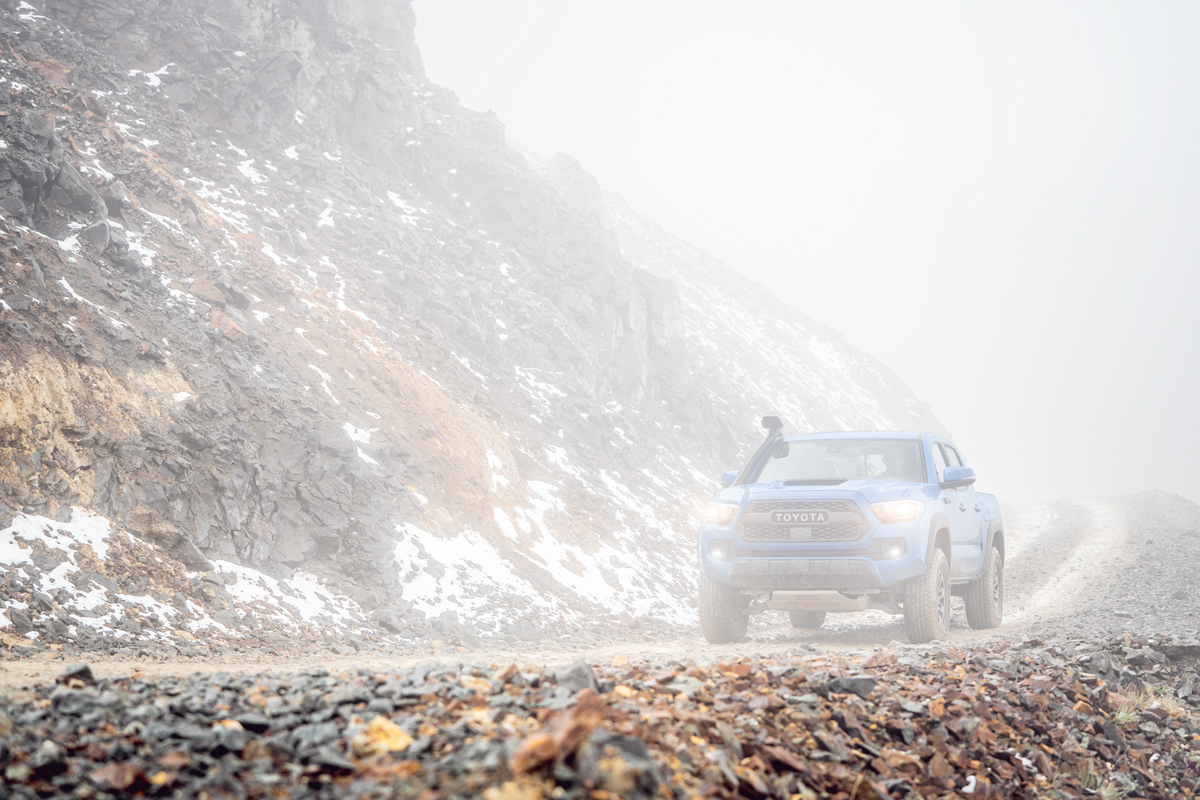 toyota-tacoma-trd-pro-voodoo-blue-5